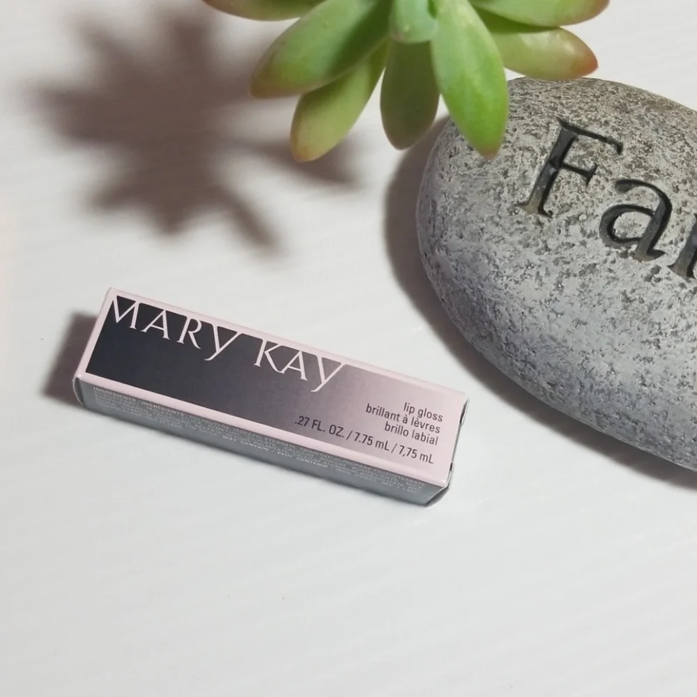 Mary‎ Kay lip gloss Hawaiian sunset